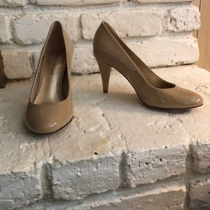 Antonio Melani Taupe Pumps